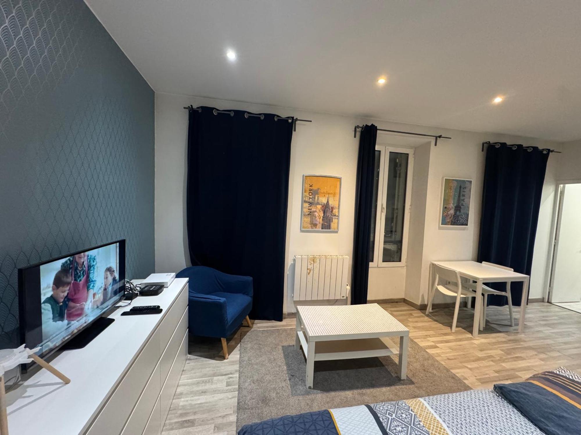 Appartement Proche Centre Ville, Gare Et Autoroute ムラン エクステリア 写真